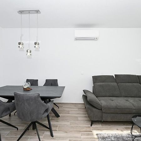 Luxury Apartment White Crystal Kaštela Extérieur photo