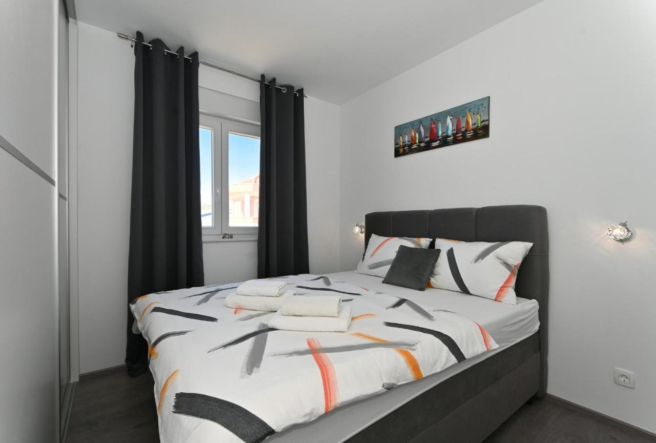 Luxury Apartment White Crystal Kaštela Extérieur photo